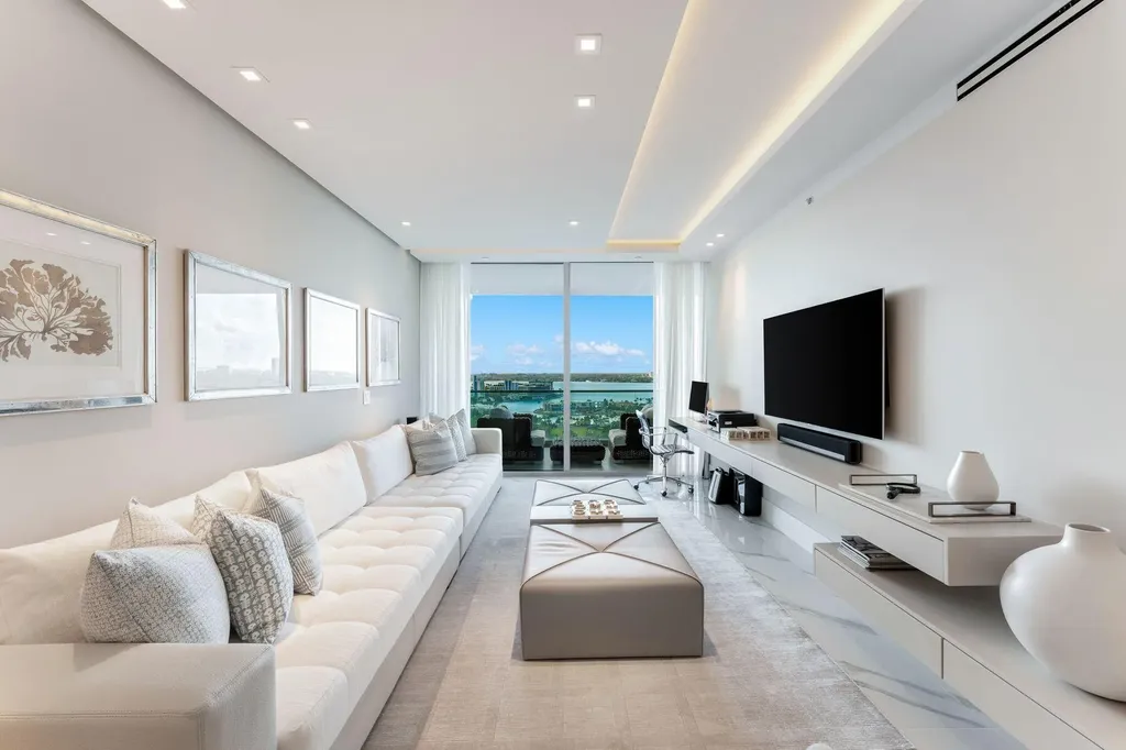 10201 Collins Avenue Bal Harbour FL 33154