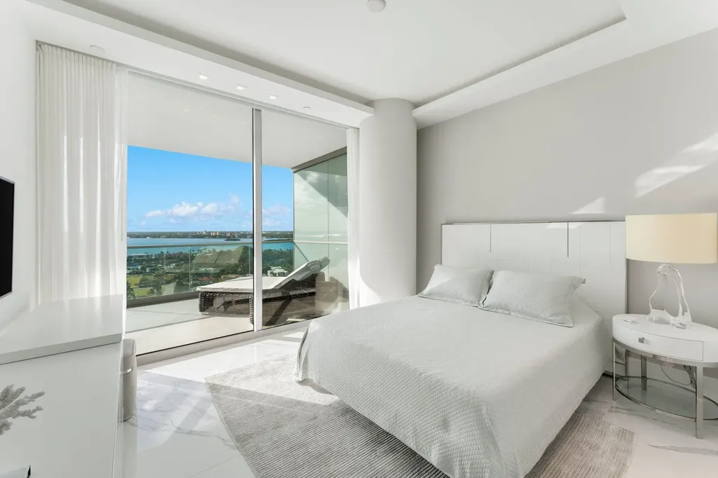 10201 Collins Avenue Bal Harbour FL 33154