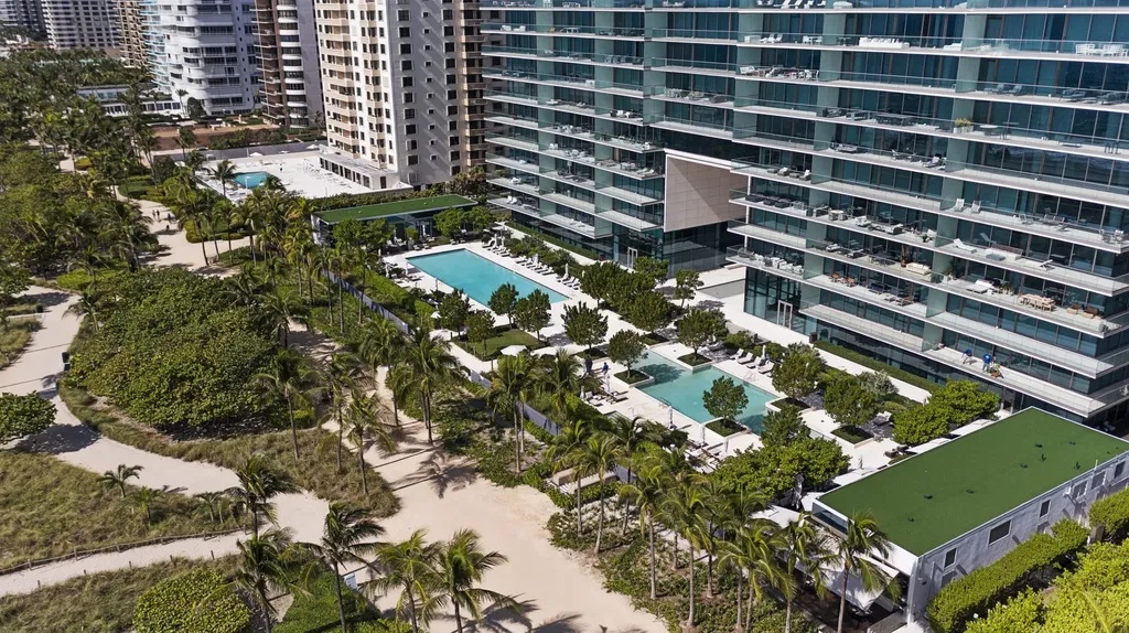 10201 Collins Avenue Bal Harbour FL 33154