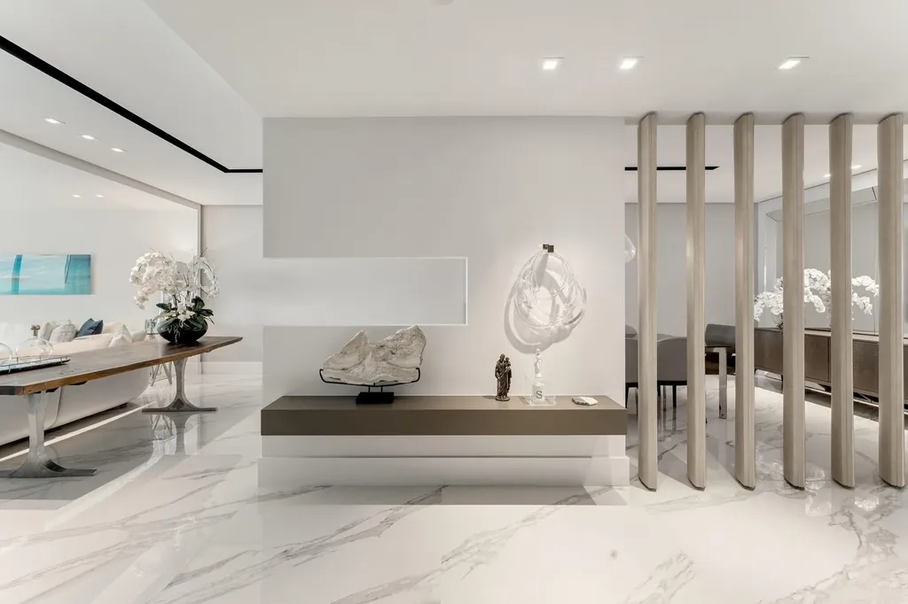 10201 Collins Avenue Bal Harbour FL 33154