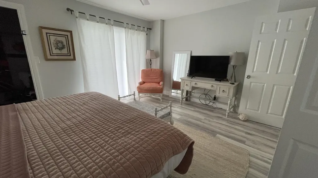 7006 Huntington Lane Delray Beach FL 33446