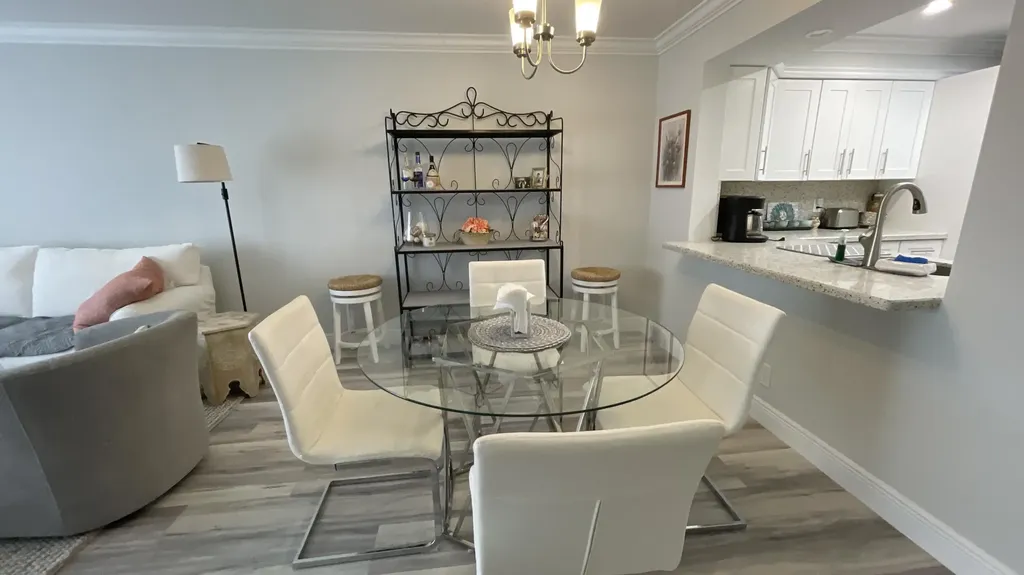 7006 Huntington Lane Delray Beach FL 33446
