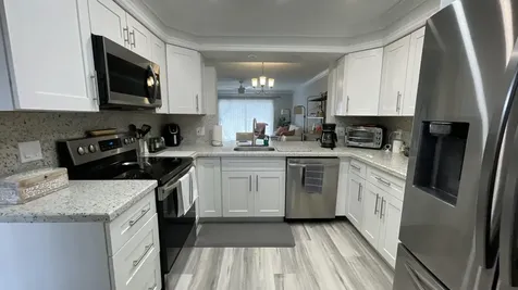 7006 Huntington Lane Delray Beach FL 33446