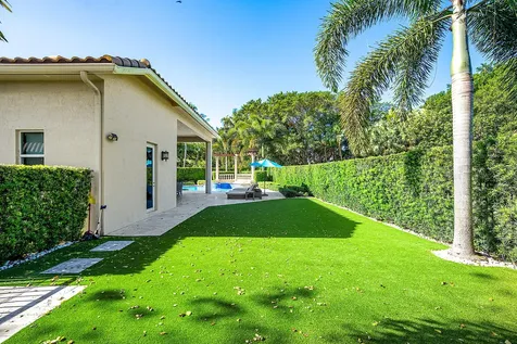 8927 Oakland Hills Drive Delray Beach FL 33446