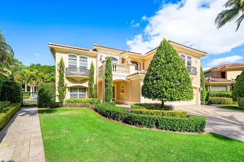 8927 Oakland Hills Drive Delray Beach FL 33446