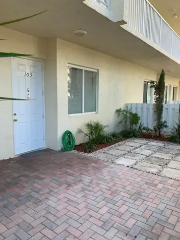 3500 Oaks Clubhouse Drive Pompano Beach FL 33069