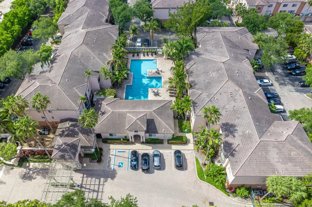 2009 SE 10th Avenue Fort Lauderdale FL 33316