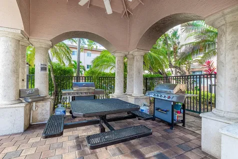 2009 SE 10th Avenue Fort Lauderdale FL 33316