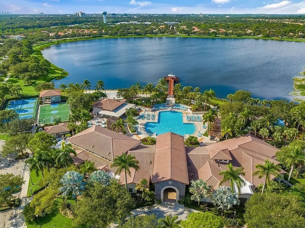 631 Moondancer Court Palm Beach Gardens FL 33410
