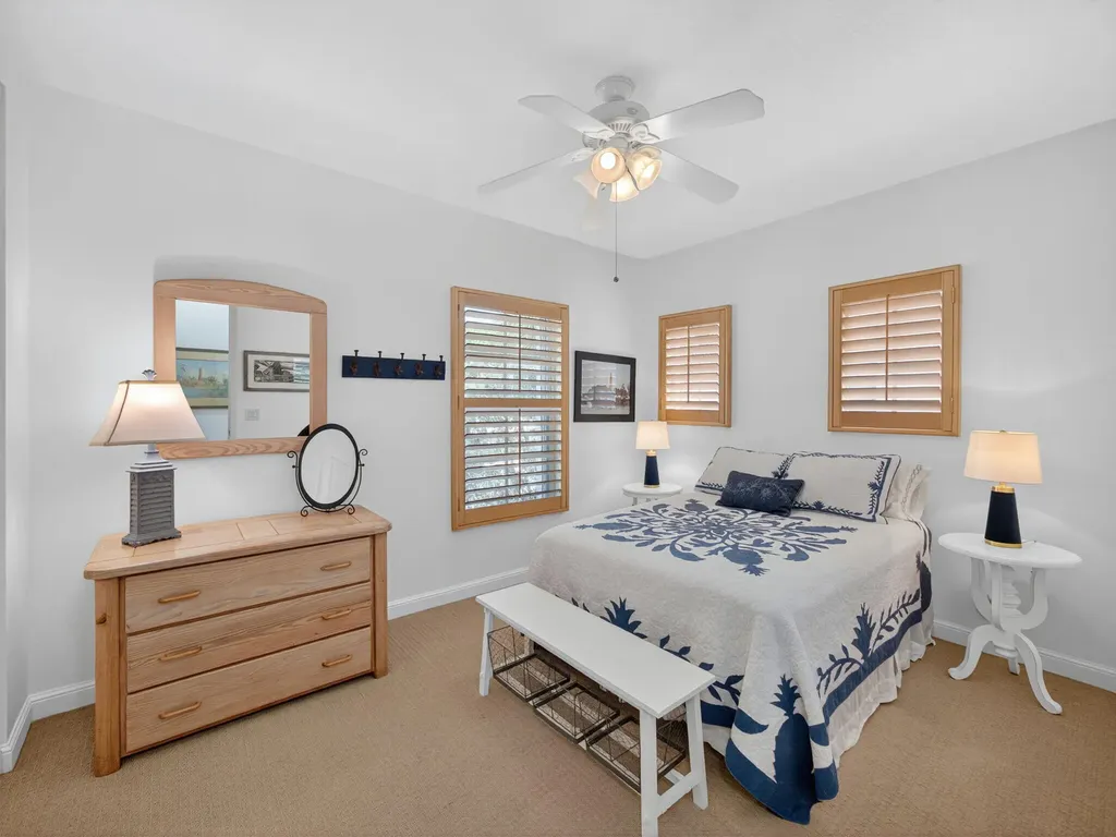 631 Moondancer Court Palm Beach Gardens FL 33410