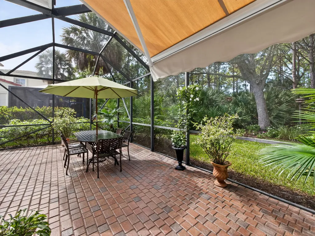 631 Moondancer Court Palm Beach Gardens FL 33410