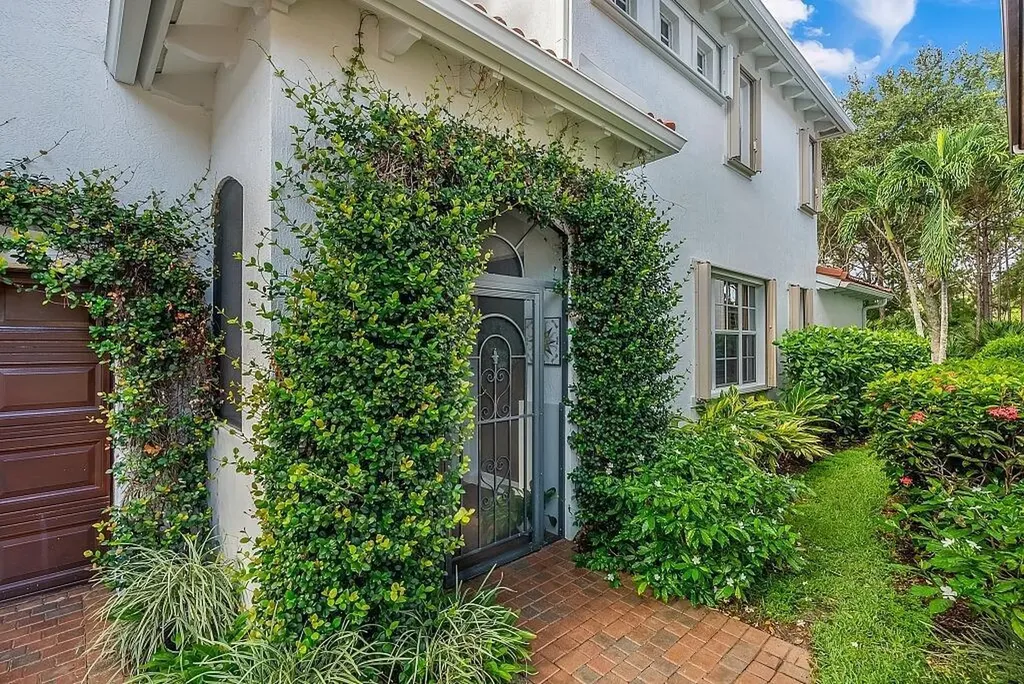 631 Moondancer Court Palm Beach Gardens FL 33410