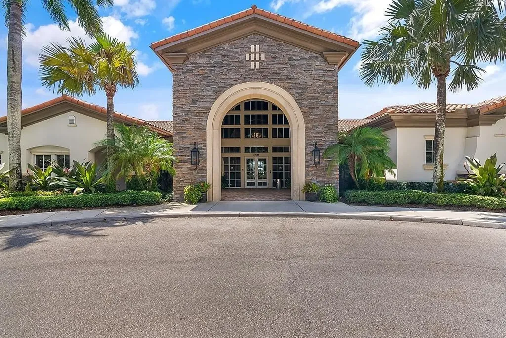 631 Moondancer Court Palm Beach Gardens FL 33410