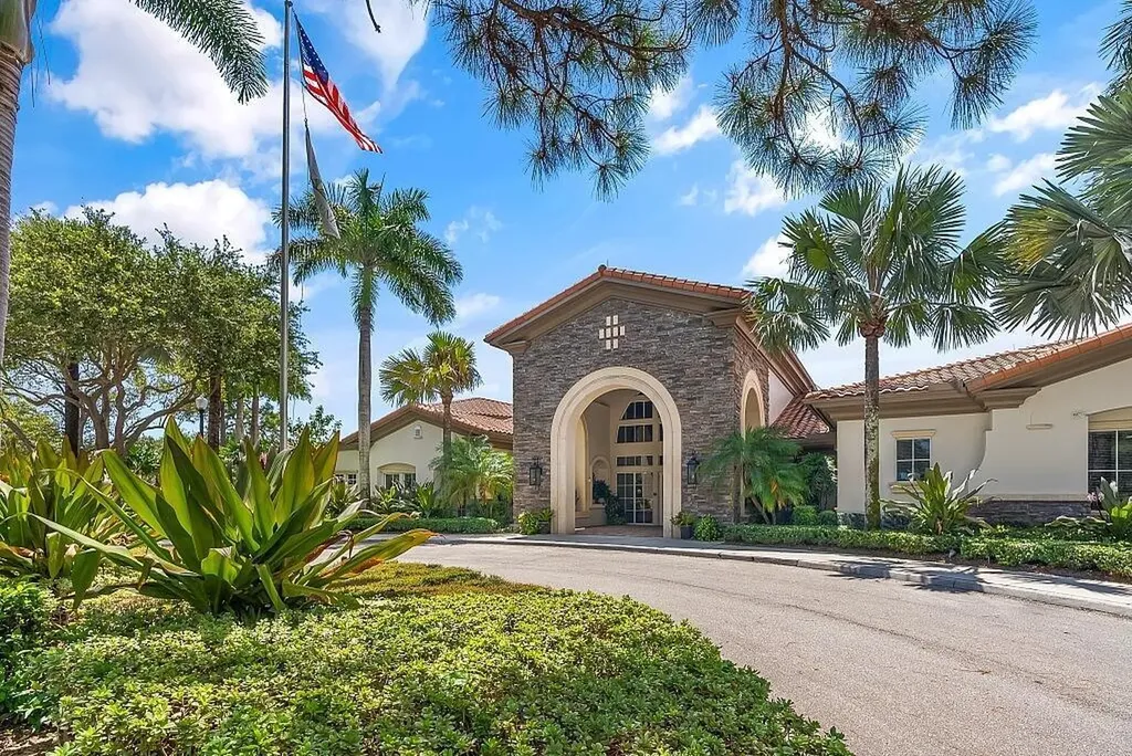 631 Moondancer Court Palm Beach Gardens FL 33410