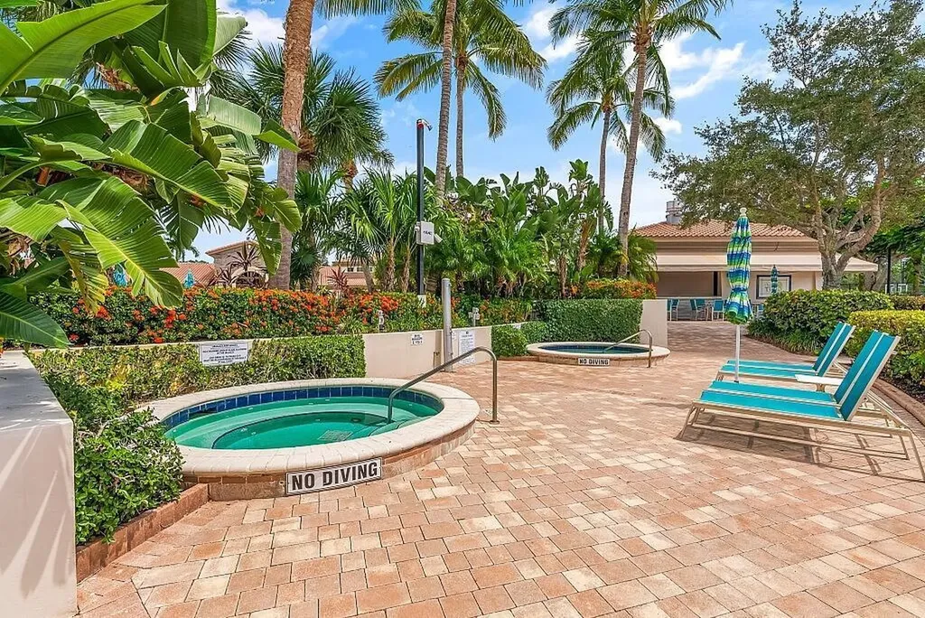 631 Moondancer Court Palm Beach Gardens FL 33410