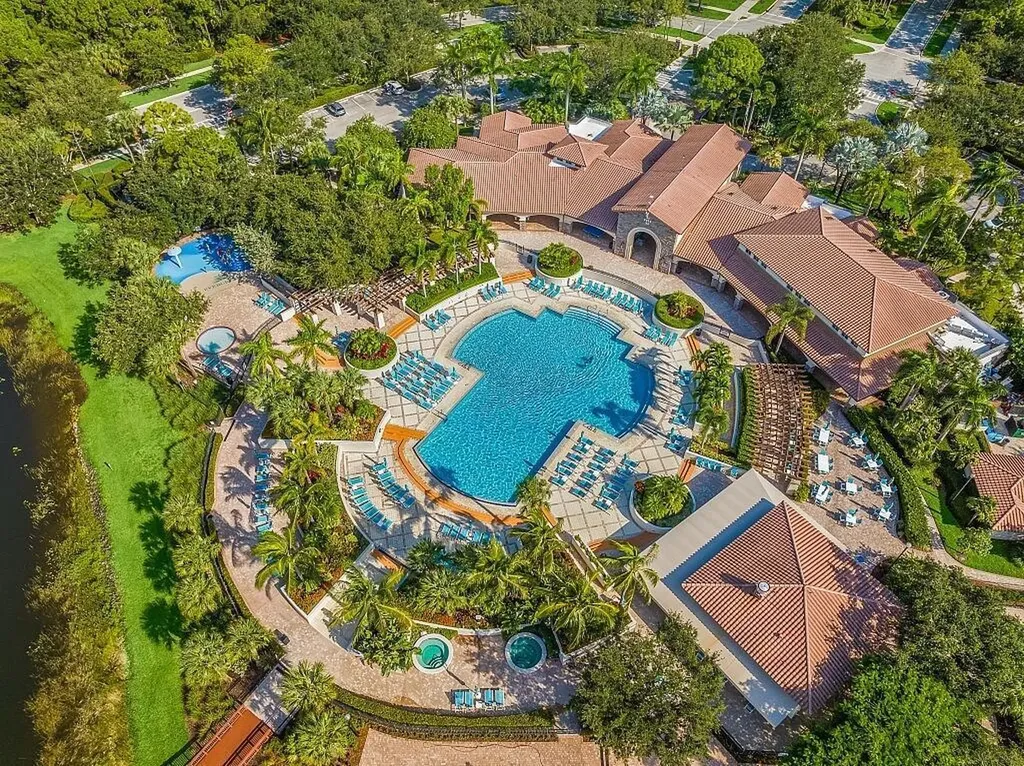 631 Moondancer Court Palm Beach Gardens FL 33410