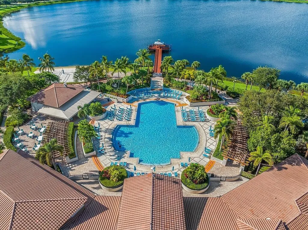 631 Moondancer Court Palm Beach Gardens FL 33410