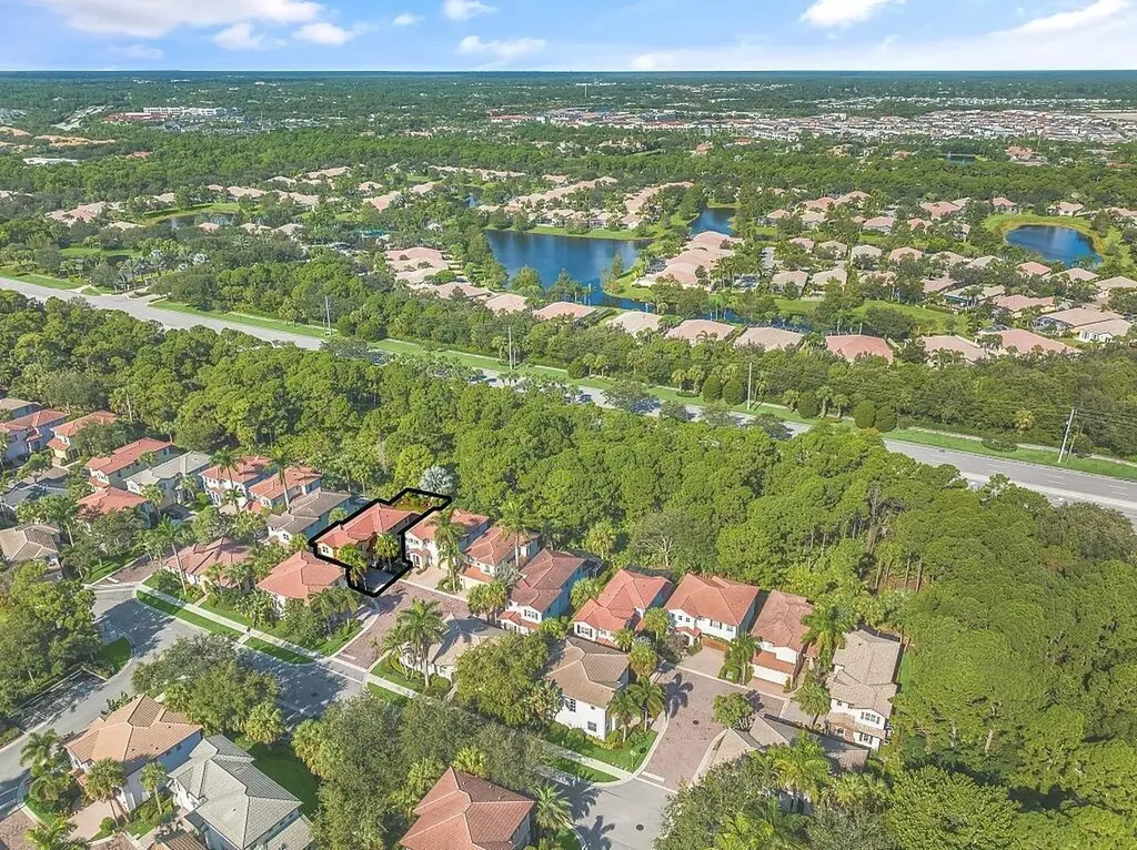 631 Moondancer Court Palm Beach Gardens FL 33410