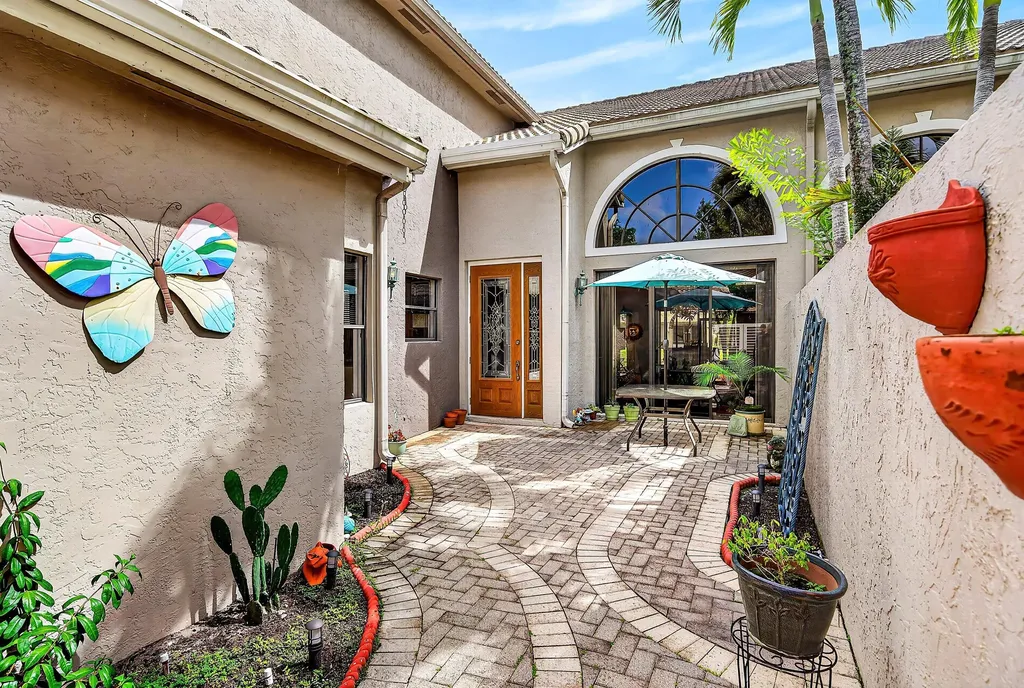 5315 Monterey Circle Delray Beach FL 33484
