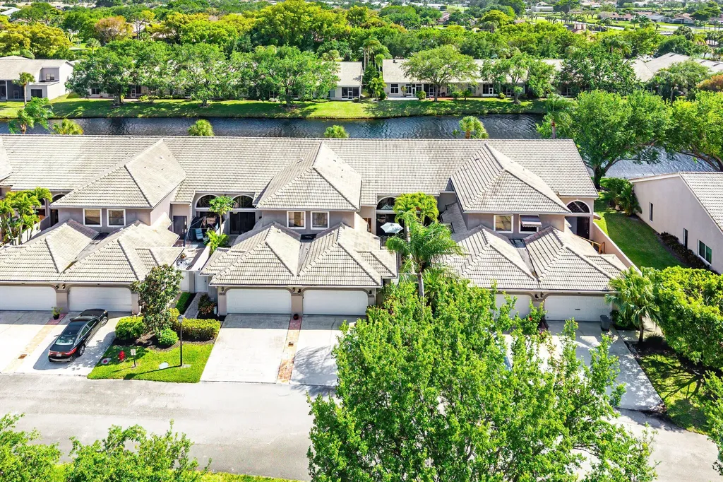 5315 Monterey Circle Delray Beach FL 33484