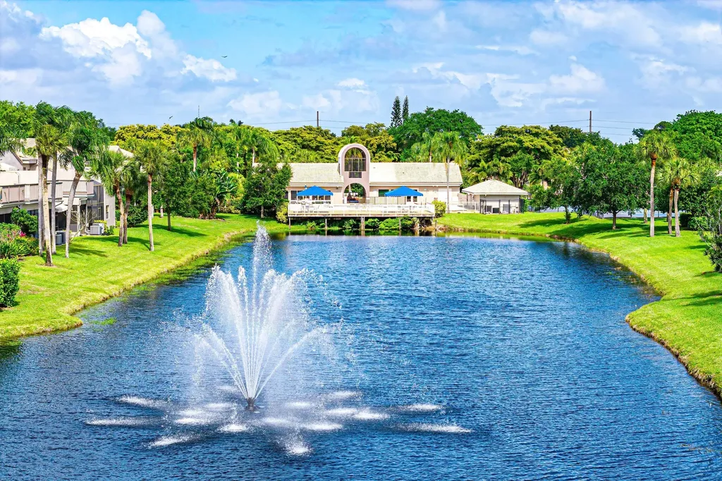 5315 Monterey Circle Delray Beach FL 33484