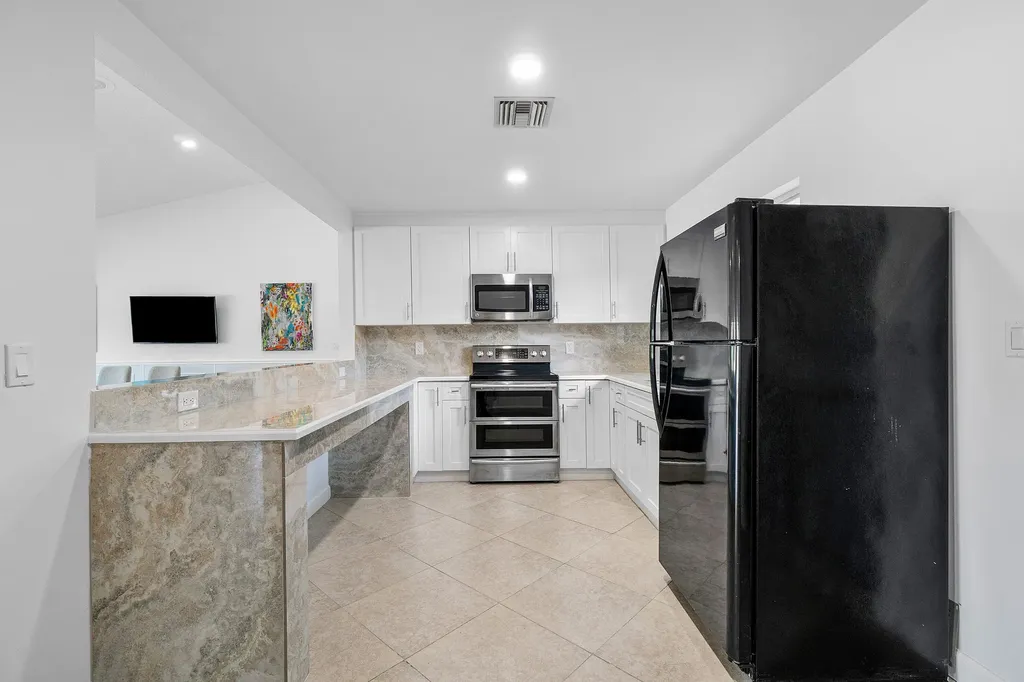 5315 Monterey Circle Delray Beach FL 33484