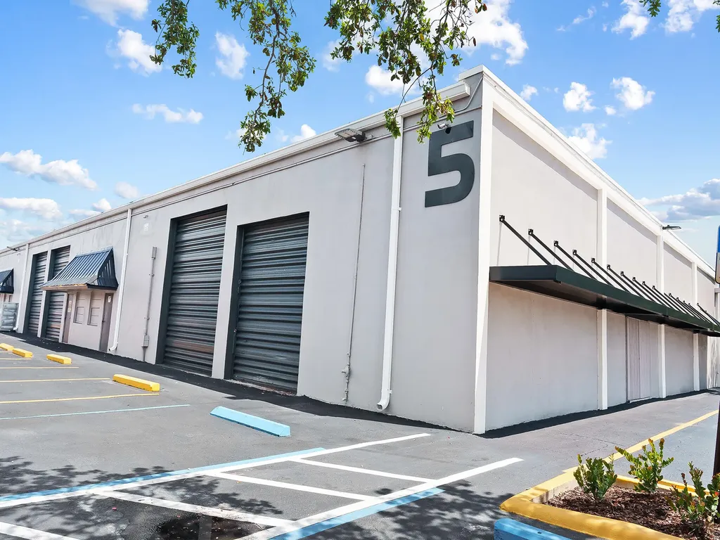 1842 NW 38th Avenue Lauderhill FL 33311