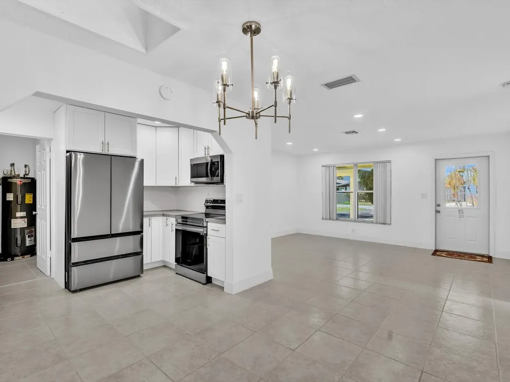 1700 SW 30th Street Fort Lauderdale FL 33315