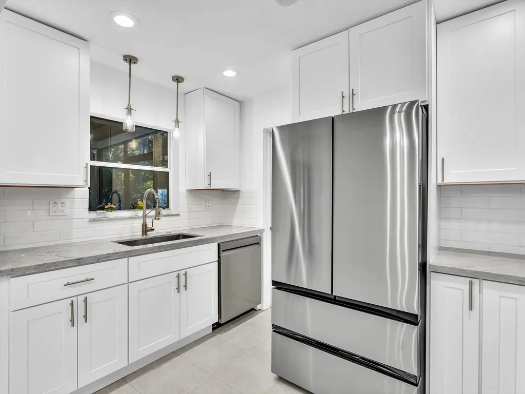 1700 SW 30th Street Fort Lauderdale FL 33315