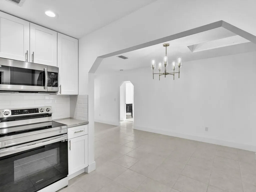 1700 SW 30th Street Fort Lauderdale FL 33315