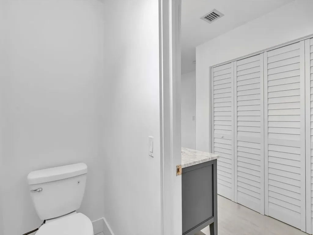 1700 SW 30th Street Fort Lauderdale FL 33315