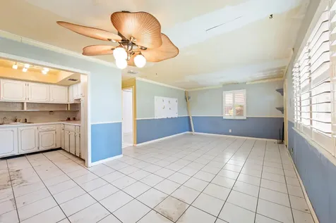 160 NE 60th Street Oakland Park FL 33334