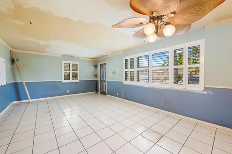 160 NE 60th Street Oakland Park FL 33334
