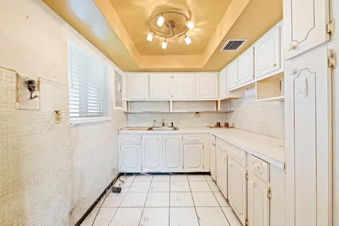 160 NE 60th Street Oakland Park FL 33334