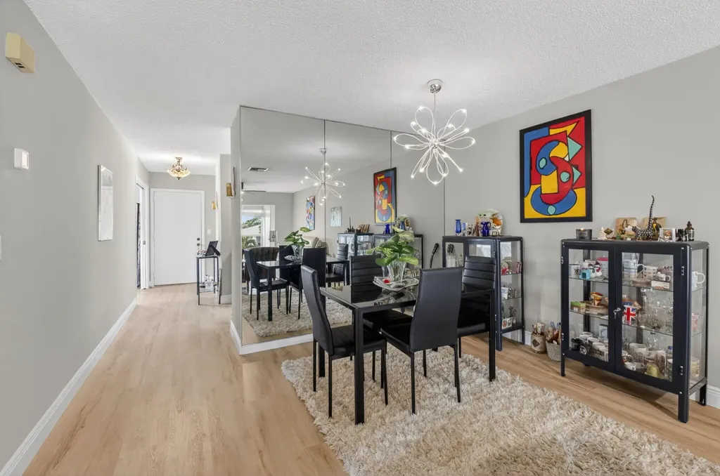 13765 Flora Place Delray Beach FL 33484