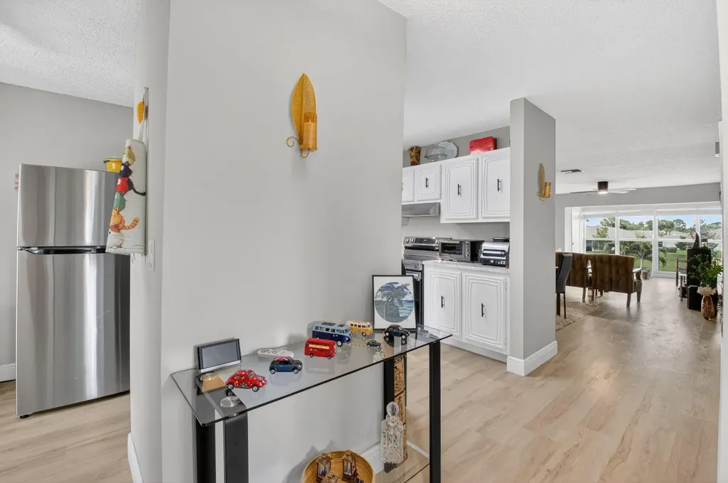 13765 Flora Place Delray Beach FL 33484