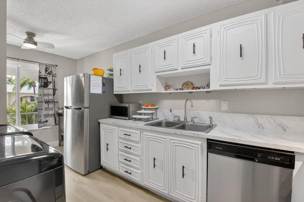 13765 Flora Place Delray Beach FL 33484