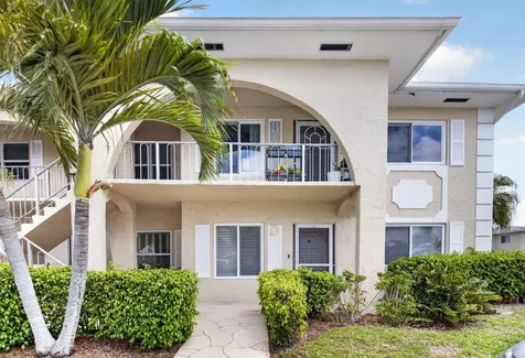 13765 Flora Place Delray Beach FL 33484