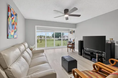 13765 Flora Place Delray Beach FL 33484