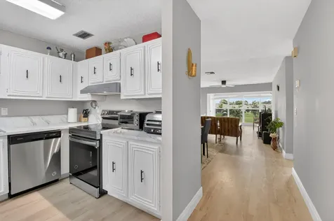 13765 Flora Place Delray Beach FL 33484