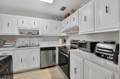 13765 Flora Place Delray Beach FL 33484