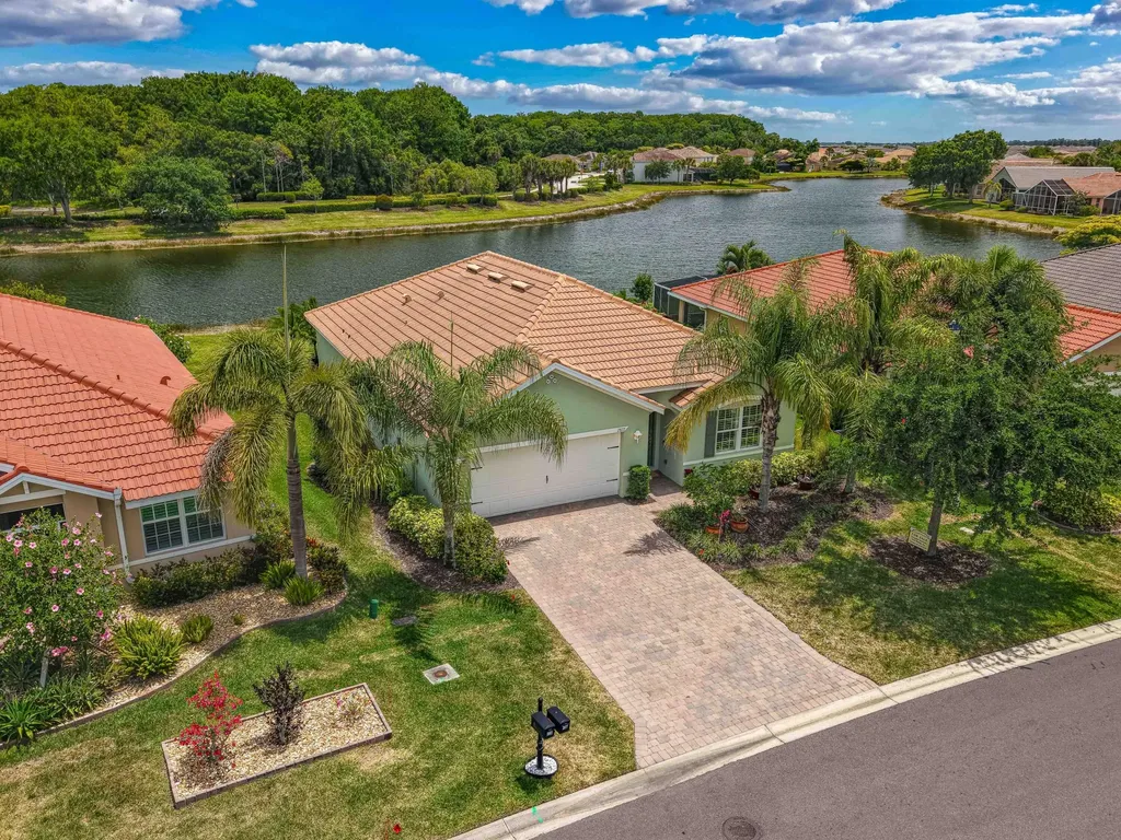 2877 Apple Blossom Drive Alva FL 33920