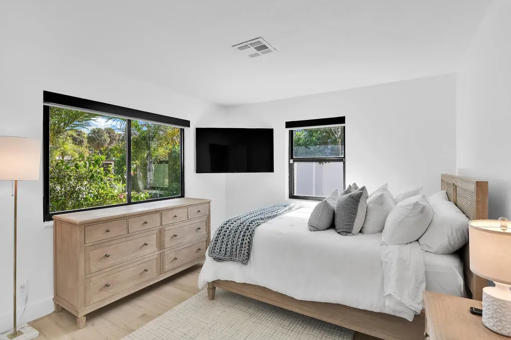 3210 Palm Drive Delray Beach FL 33483