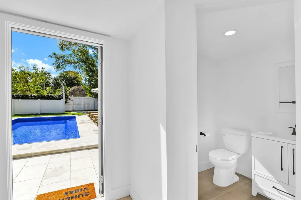 3210 Palm Drive Delray Beach FL 33483