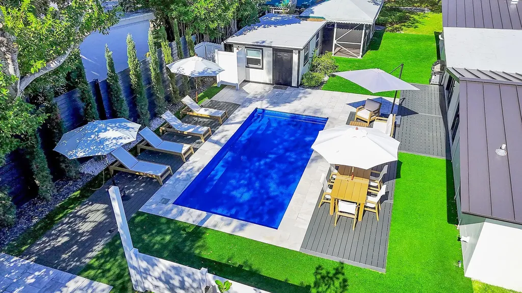 3210 Palm Drive Delray Beach FL 33483