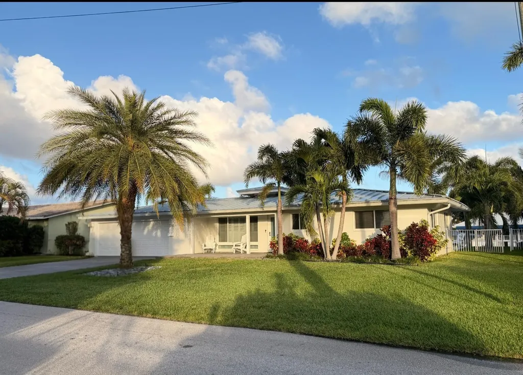 3910 NE 26th Avenue Lighthouse Point FL 33064
