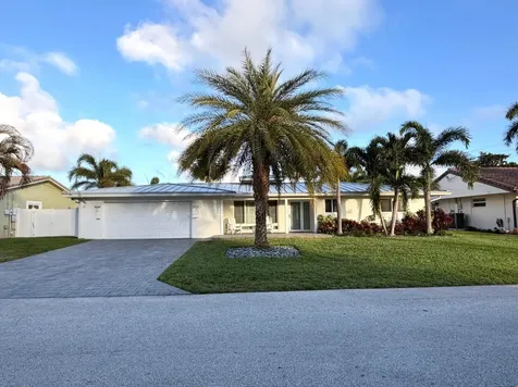 3910 NE 26th Avenue Lighthouse Point FL 33064