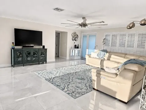 3910 NE 26th Avenue Lighthouse Point FL 33064