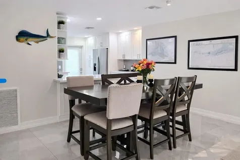 3910 NE 26th Avenue Lighthouse Point FL 33064
