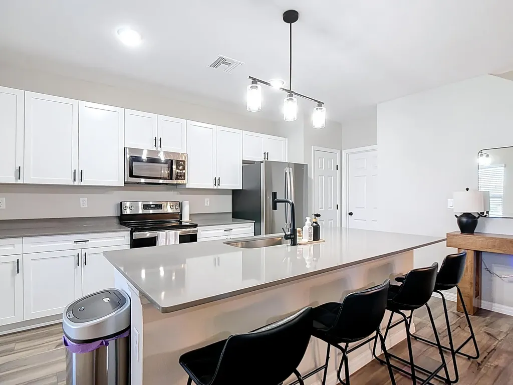 1504 Hummingbird Road Winter Haven FL 33884